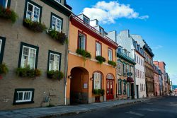 maisons_colorees_vieux_quebec